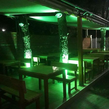 Hotel Otrant เวลิโปเยอ ภายนอก รูปภาพ
